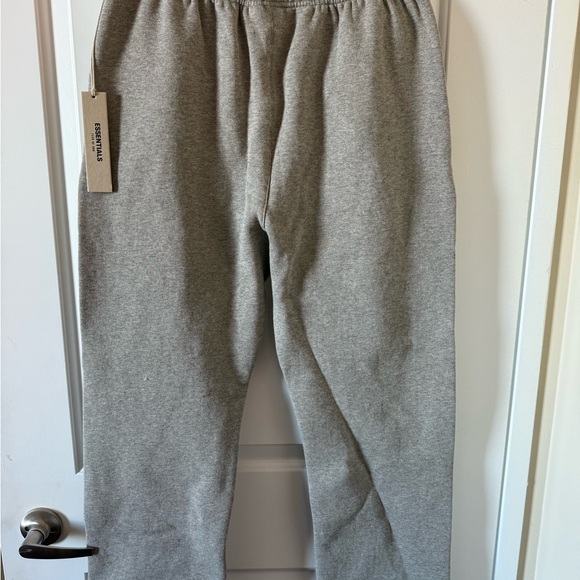 Essentials, medium, jogging pants - Picture 7 of 7